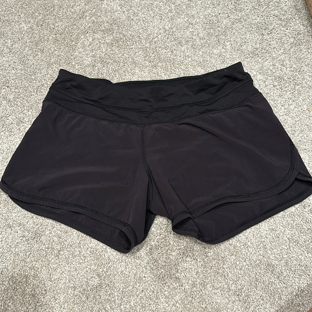 Lululemon size 6